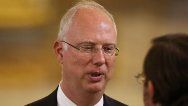 Специалният пратеник на руския президент Владимир Путин   Кирил Дмитриев  ще се